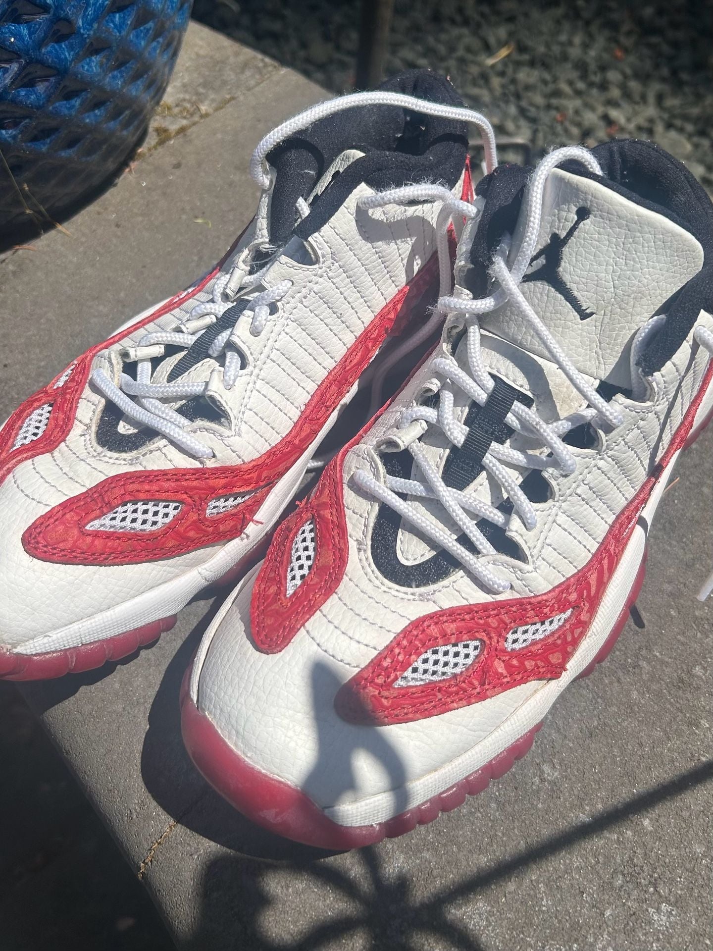 Nike Air Jordan 11 Retro Low IE Fire Red 919713-101 Size 6Y 1