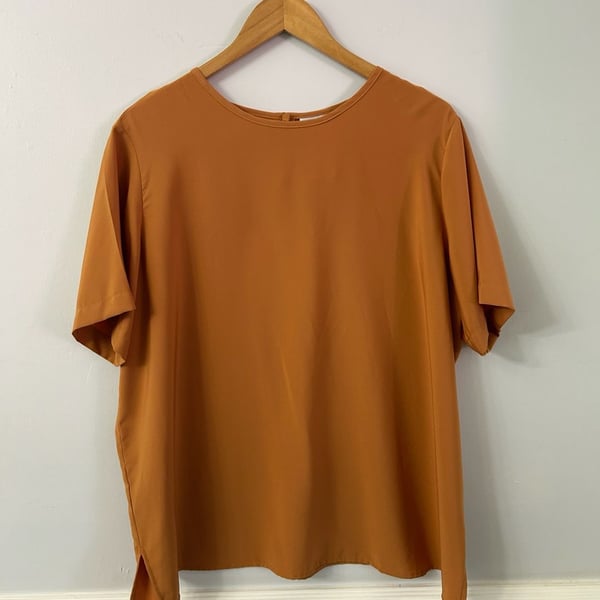 TR Bentley Women's Short Sleeve Blouse Size 20W Burnt Orange
