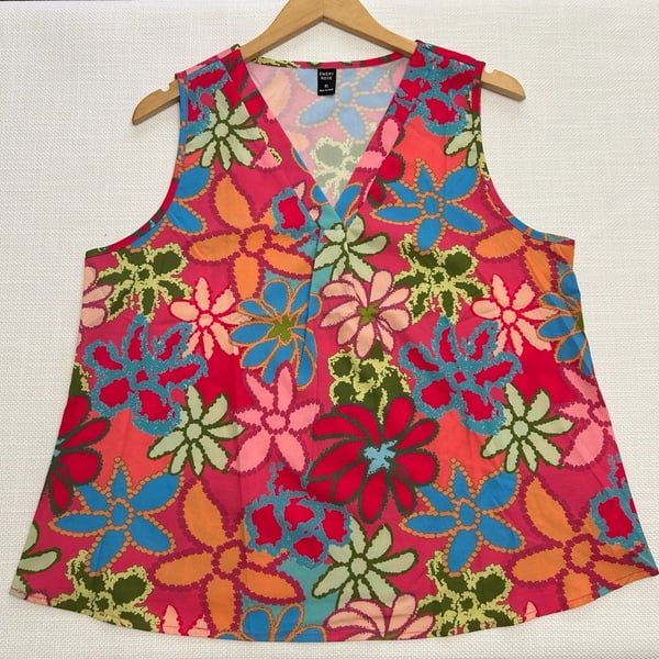 Emery Rose Floral V-Neck Sleeveless Tank Top XL