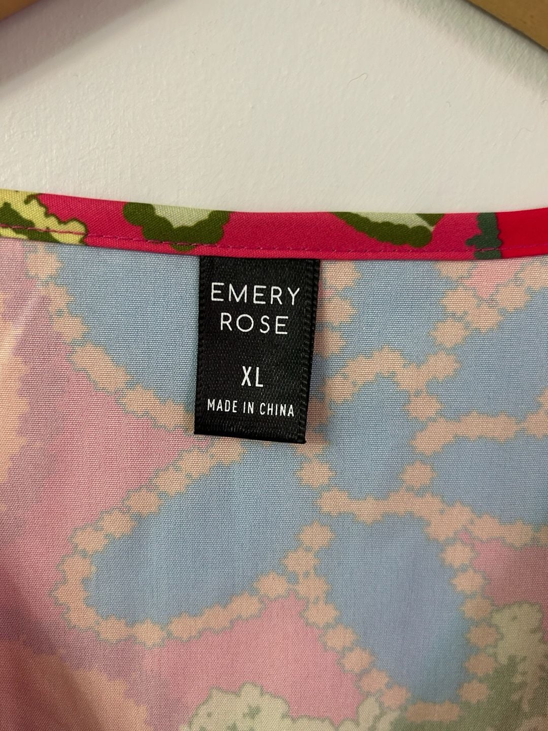 Emery Rose Floral V-Neck Sleeveless Tank Top XL 5