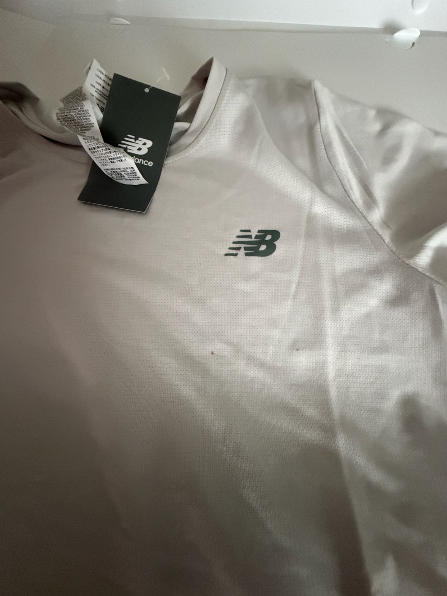 New Balance Performance Athletic T-Shirt Size M 2