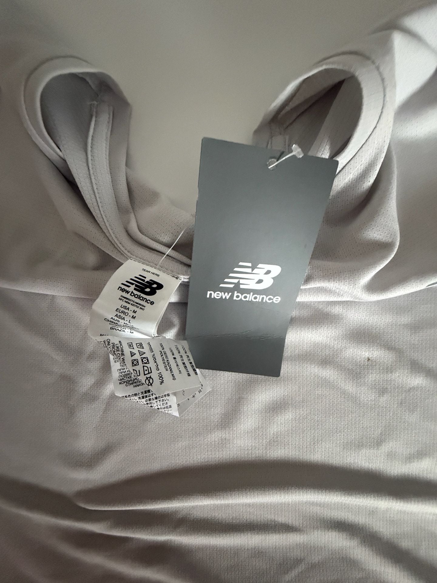 New Balance Performance Athletic T-Shirt Size M 4