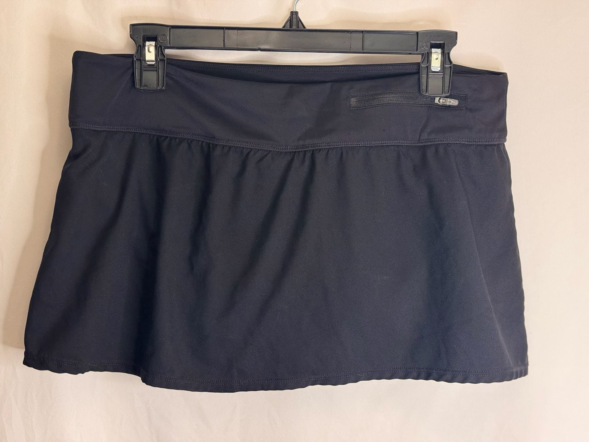 NIKE Women’s Black Active/SWIM Skort Size L, modest swimsuit. Pickleball 5