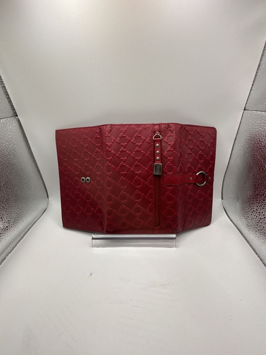 Kenneth Cole Reaction Red Embossed Logo Tri-Fold Wallet 6