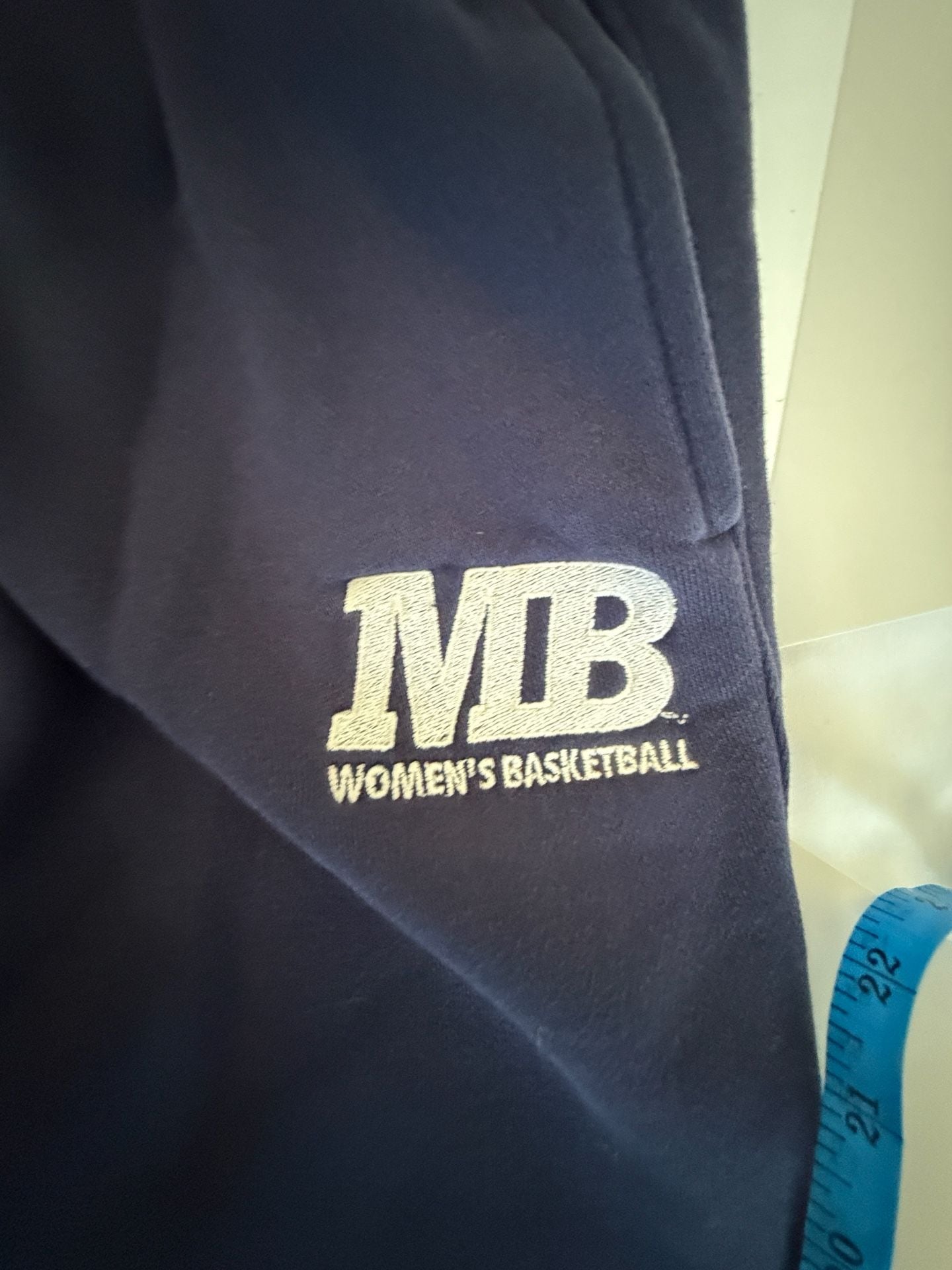 New Balance Women's Basketball MB Jogger Sweatpants Navy Size Small 8