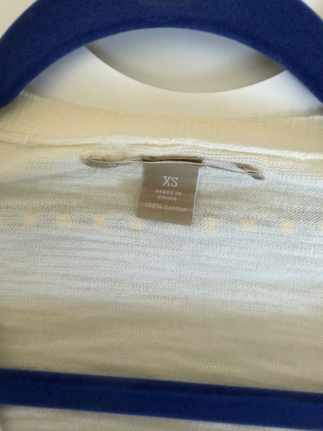 Banana Republic Women's White 100% Cotton V-Neck Button-Down Cardigan Size XS 9