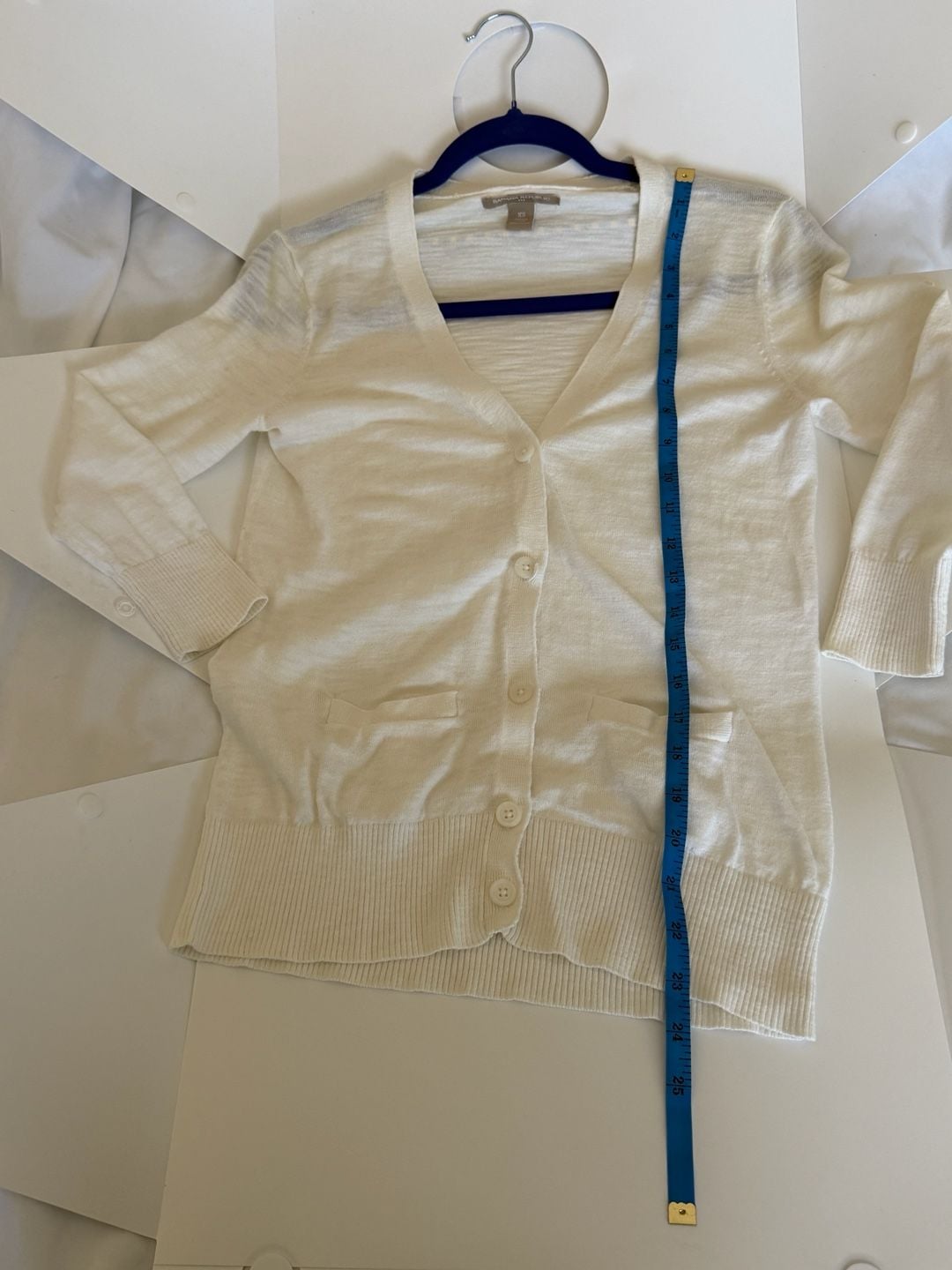 Banana Republic Women's White 100% Cotton V-Neck Button-Down Cardigan Size XS 11