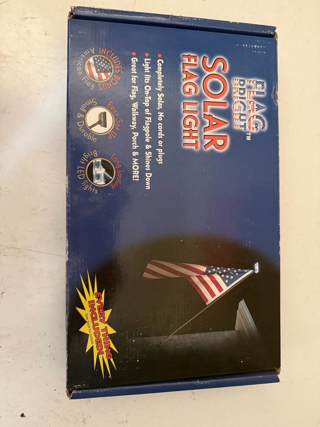 Flag Bright Solar Flag Light Kit with 3x5 American Flag 1