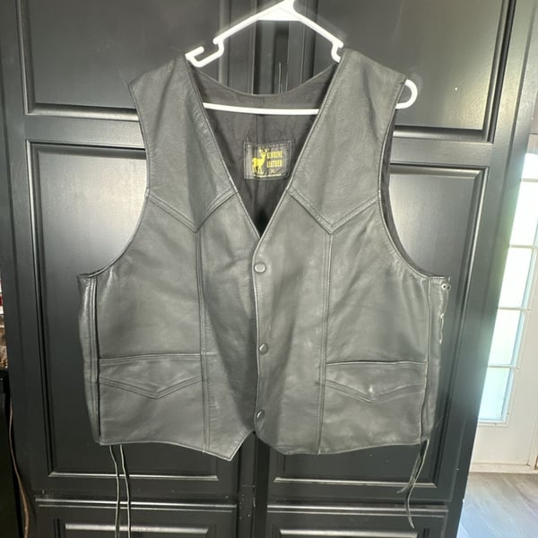 Vintage Genuine Leather Harley-Davidson Eagle Patch Motorcycle Vest XL #551