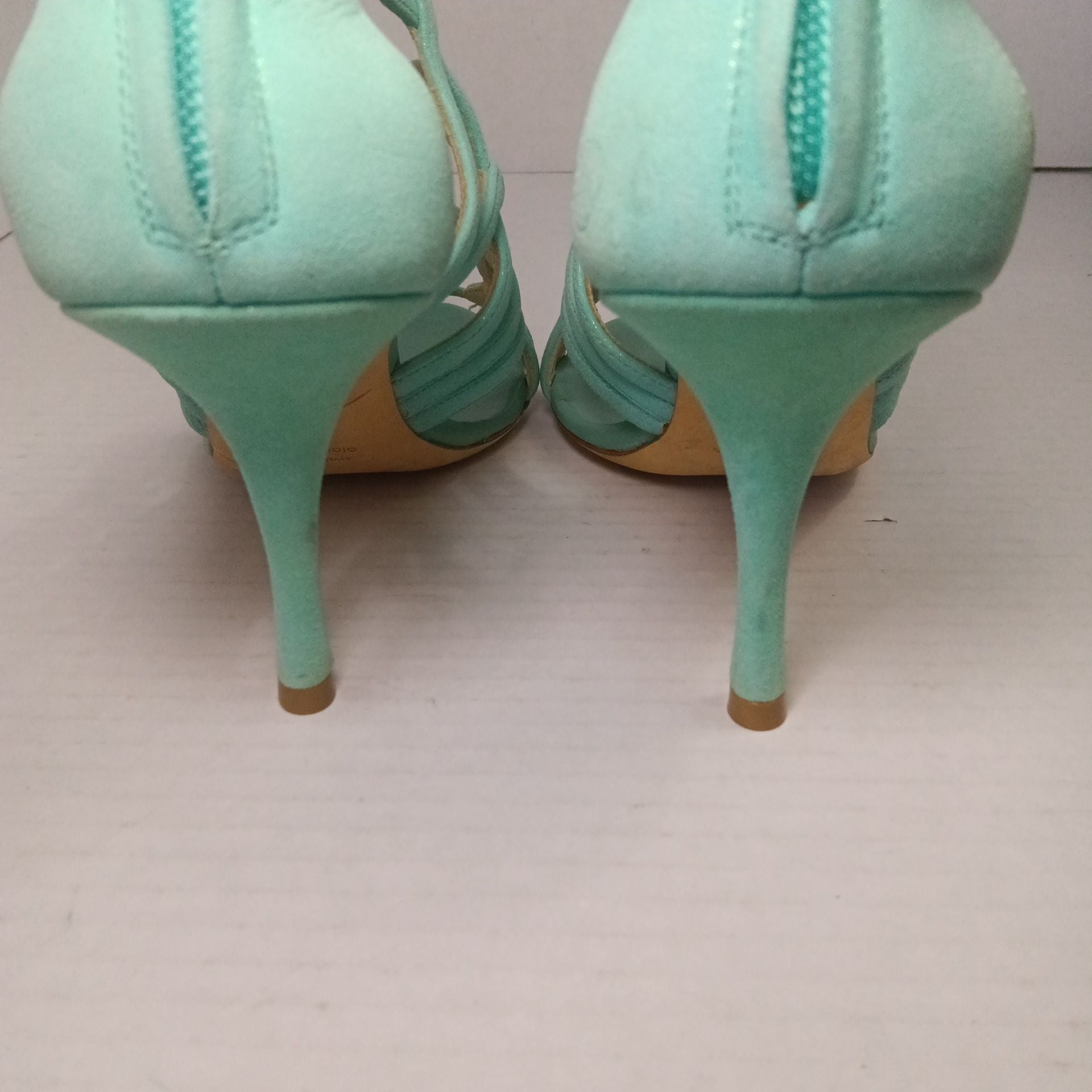 Giuseppe Zanotti Turquoise Suede Strappy Buckle Heels Size 37 Italian and size 7 USA 5