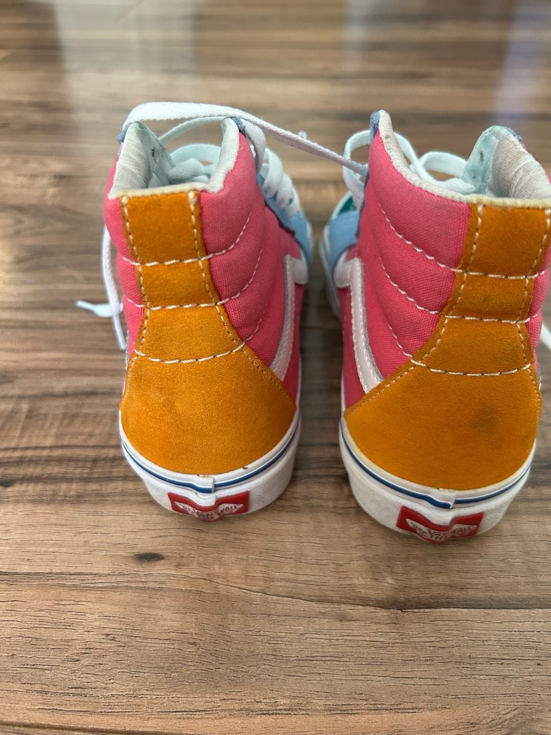 Vans Sk8-Hi Multi-Color High Top Sneakers Size 4.0 Men / 5.5 Women 7