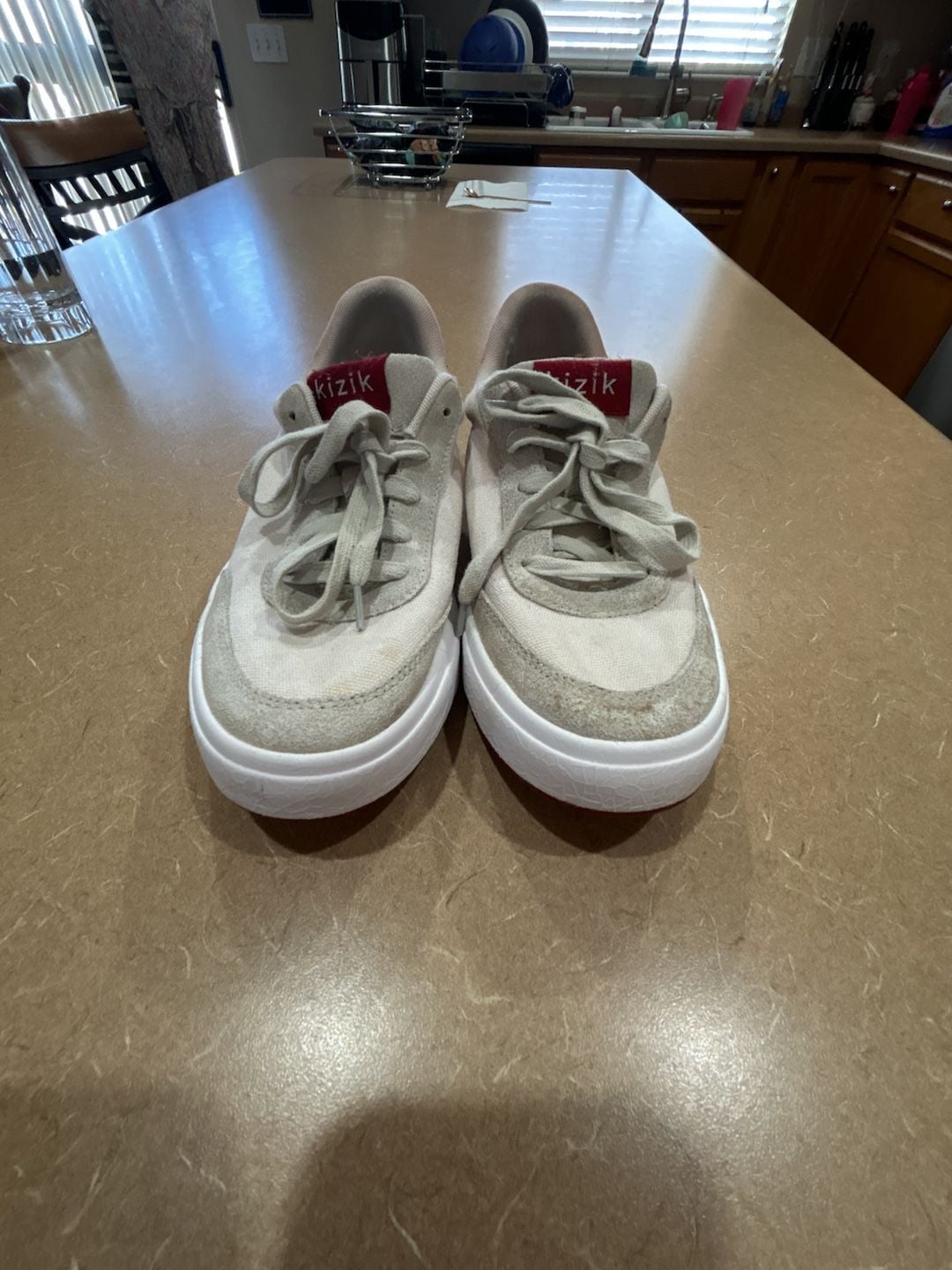 Kizik Hands-Free Sneakers Men's 6.5 / Women's 8 Off-White Canvas 7
