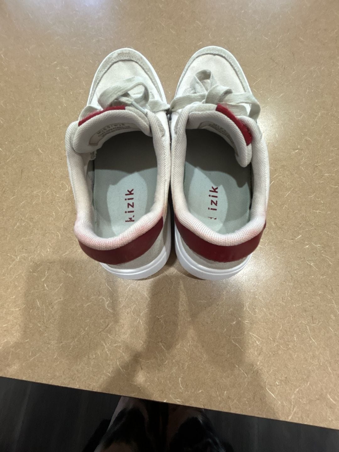 Kizik Hands-Free Sneakers Men's 6.5 / Women's 8 Off-White Canvas 11