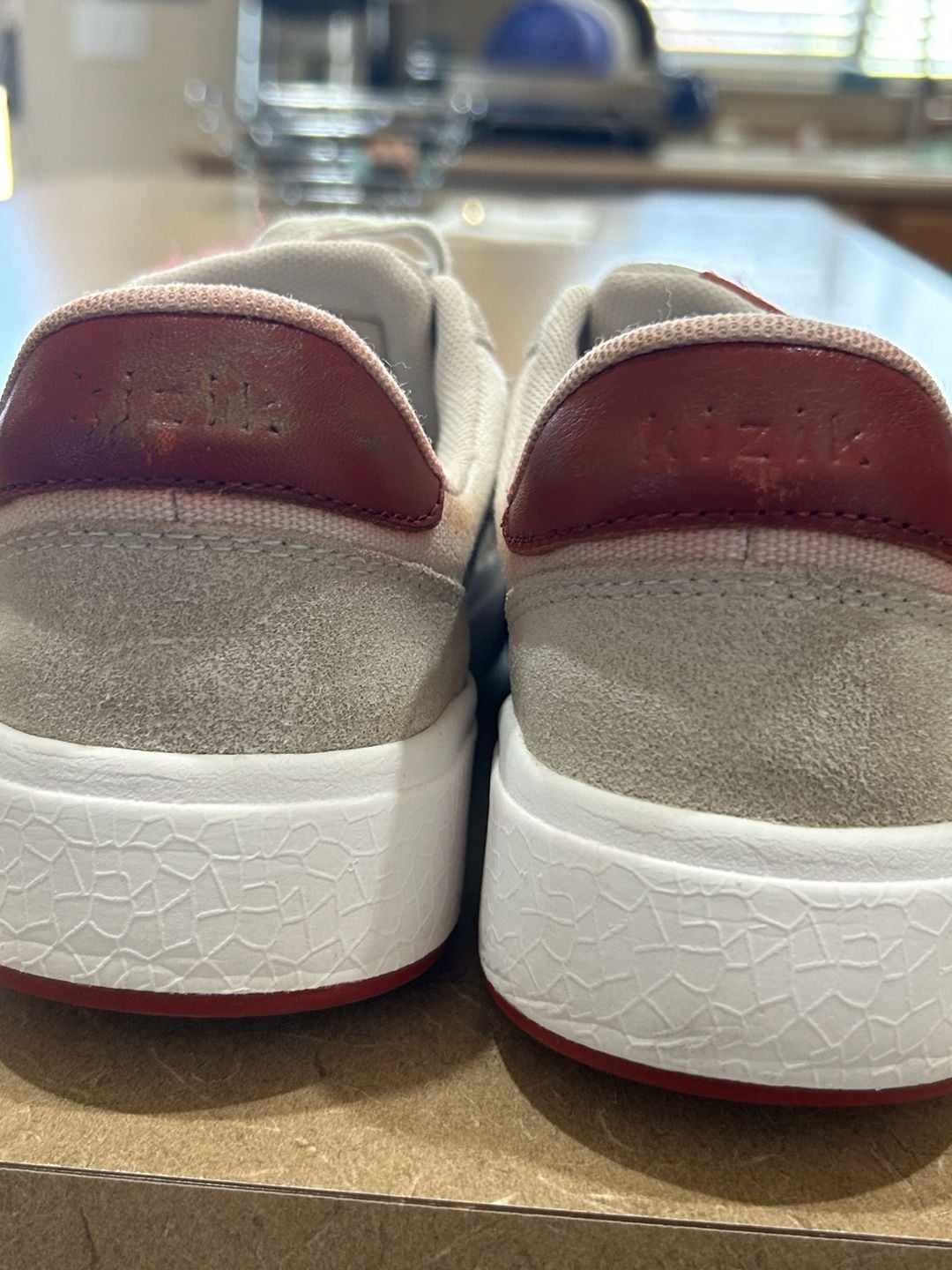 Kizik Hands-Free Sneakers Men's 6.5 / Women's 8 Off-White Canvas 12