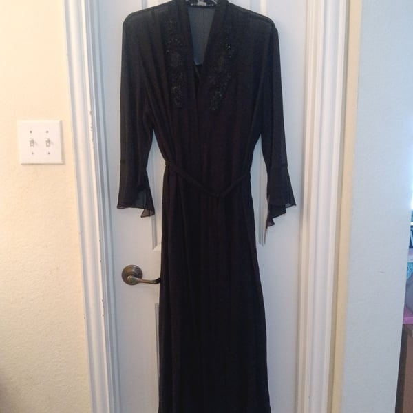 California Dynasty Black Beaded Lace Robe and Chemise Set Size M