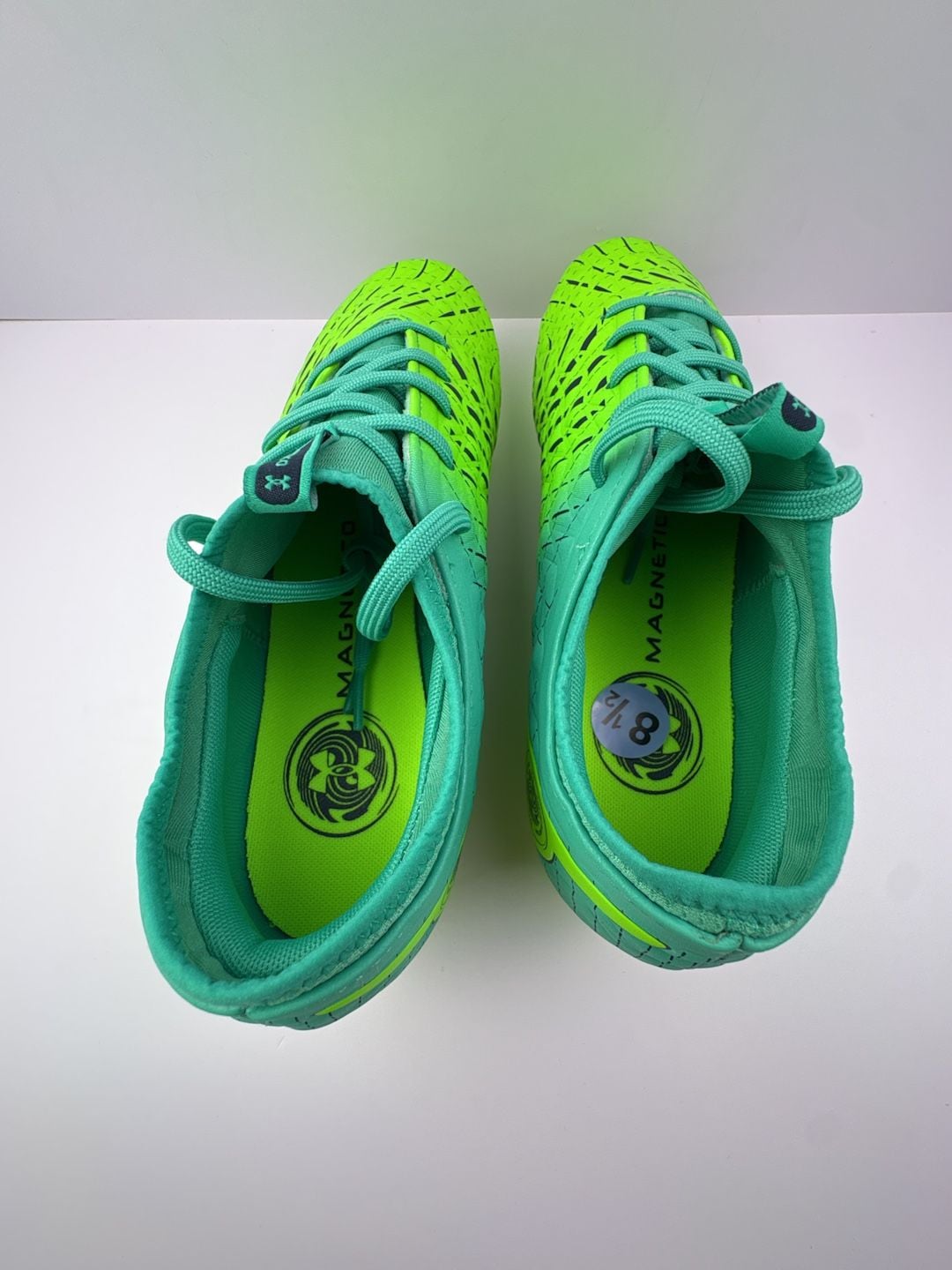 Under Armour Magnetico Select FG Soccer Cleats Neon Green size 8.5 8