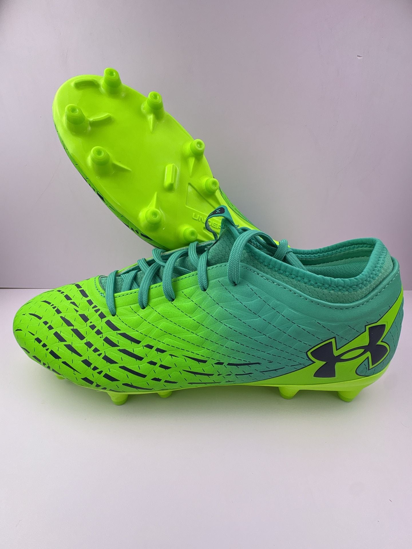 Under Armour Magnetico Select FG Soccer Cleats Size 10 6