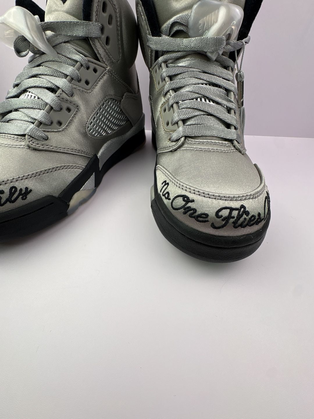 Air Jordan 5 Retro 'Wings' 10th Anniversary IO2038-001 Wmns Size 5 7