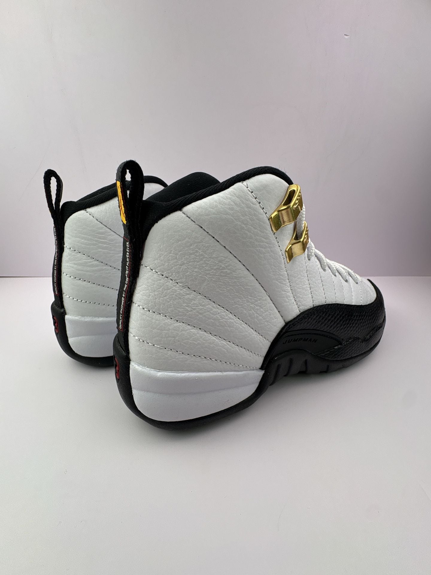 Jordan 12 Retro GS White / Black Taxi – size 3.5Y 4