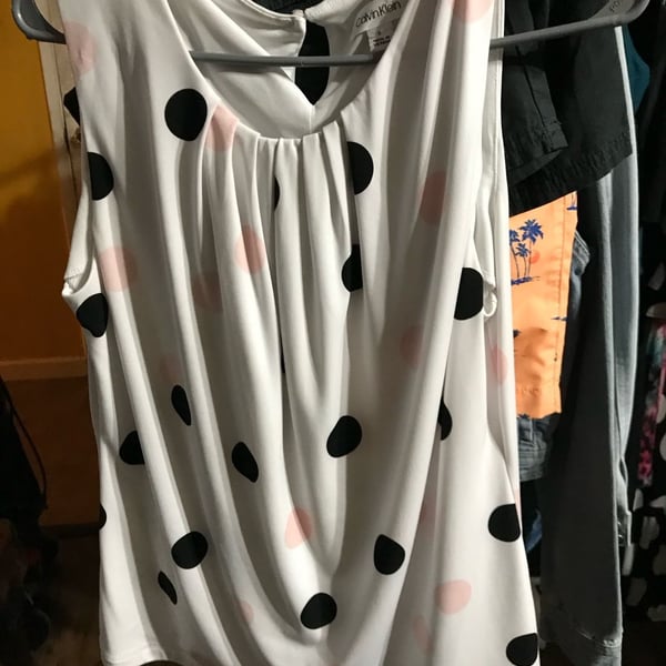 Calvin Klein Women's Polka Dot Sleeveless Pleated Blouse Size L