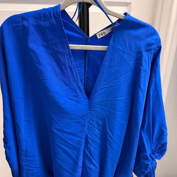 Zara Royal Blue V-Neck Blouse Size M