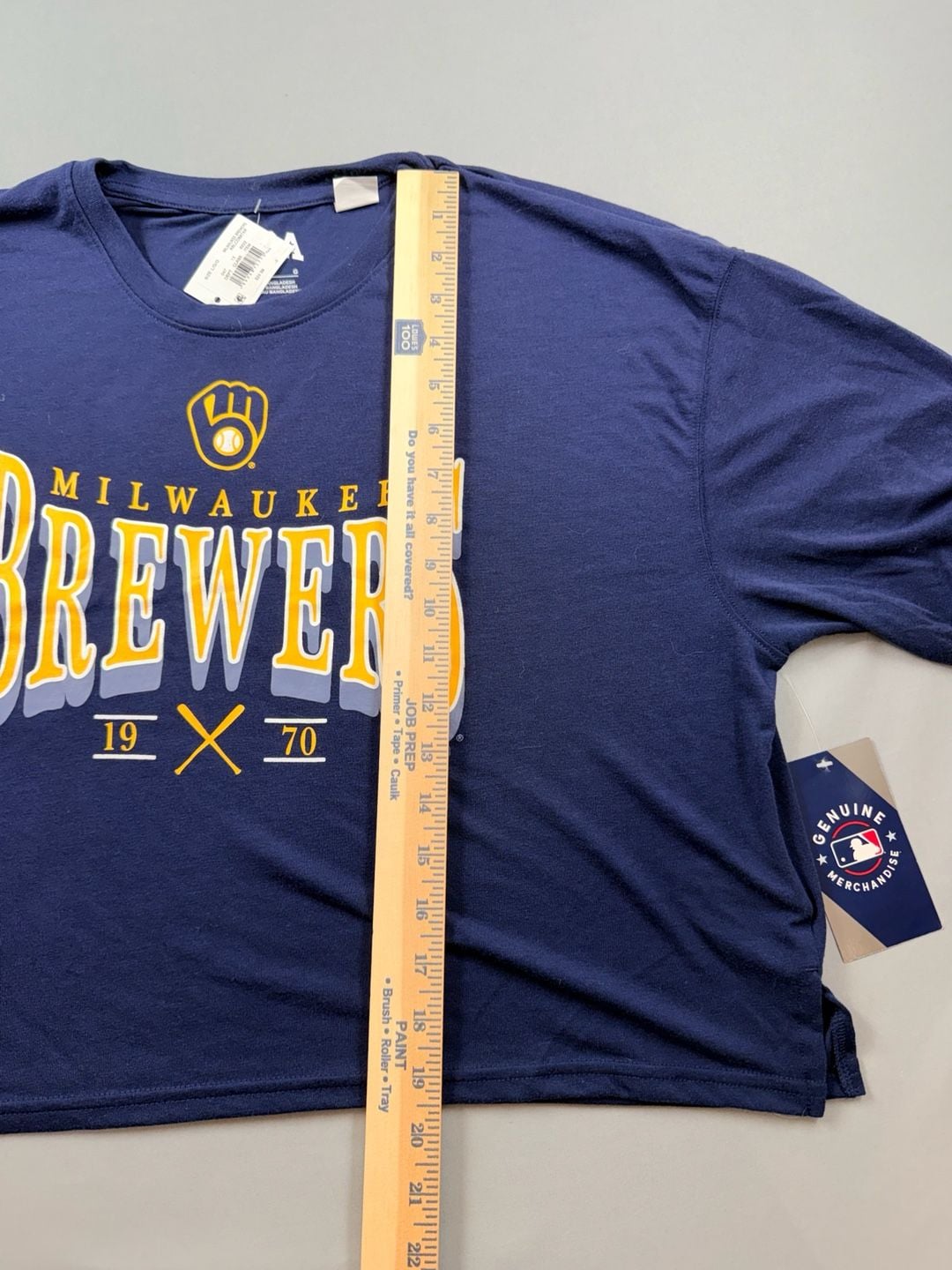 Milwaukee Brewers MLB Womans Graphic Crop T-Shirt Navy Blue Size Large 9