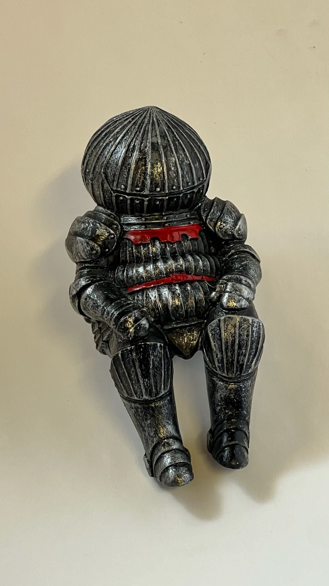 Dark Souls Onion Knight Figure / Siegmeyer of Catarina Statue 3