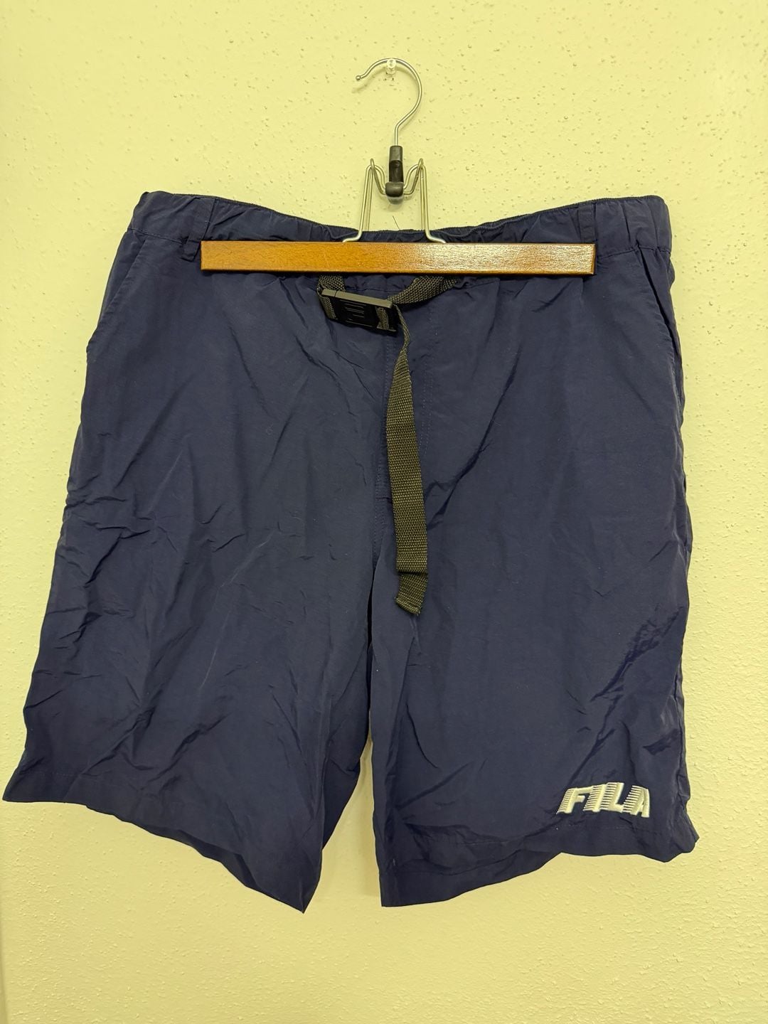 Fila Nylon Belted Athletic Shorts Navy Blue Size XL 2