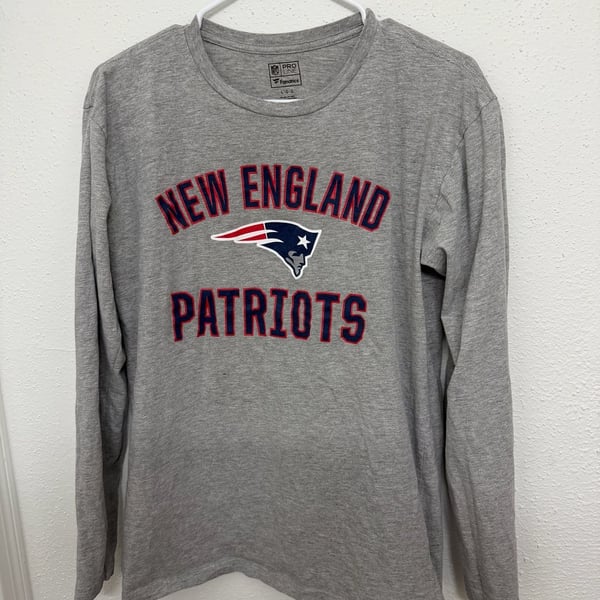 NFL Pro Line Fanatics New England Patriots Long Sleeve T-Shirt Size Large