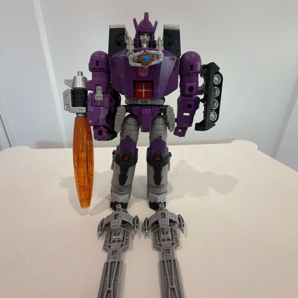 Transformers War for Cybertron WFC-K28 Kingdom Leader Galvatron Complete
