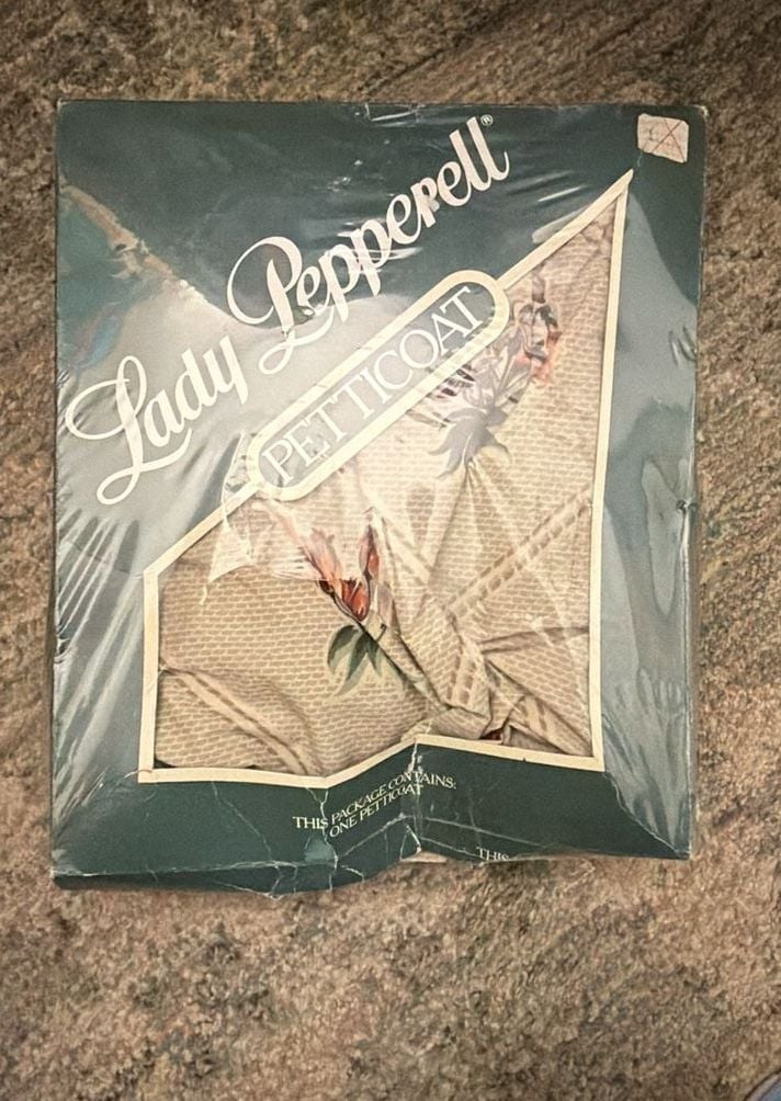 Vintage Lady Pepperell Floral Petticoat New In Box 1