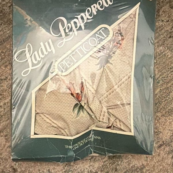 Vintage Lady Pepperell Floral Petticoat New In Box