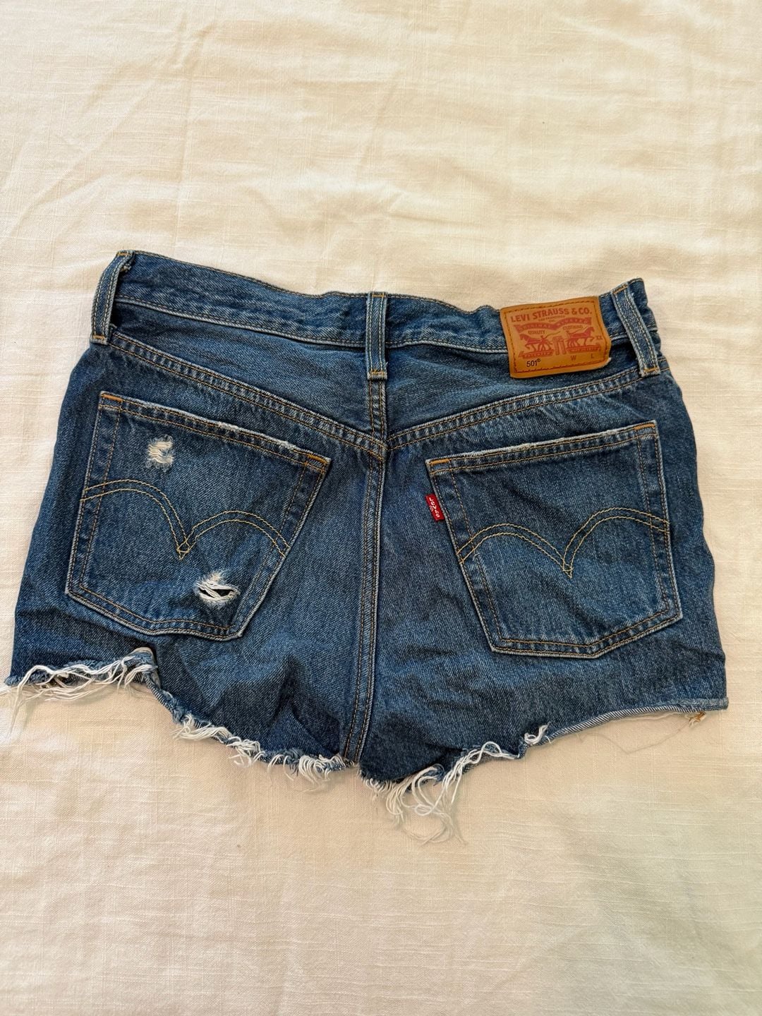 Levi's 501 Original Cut-Off Denim Shorts Women's Size 27 3