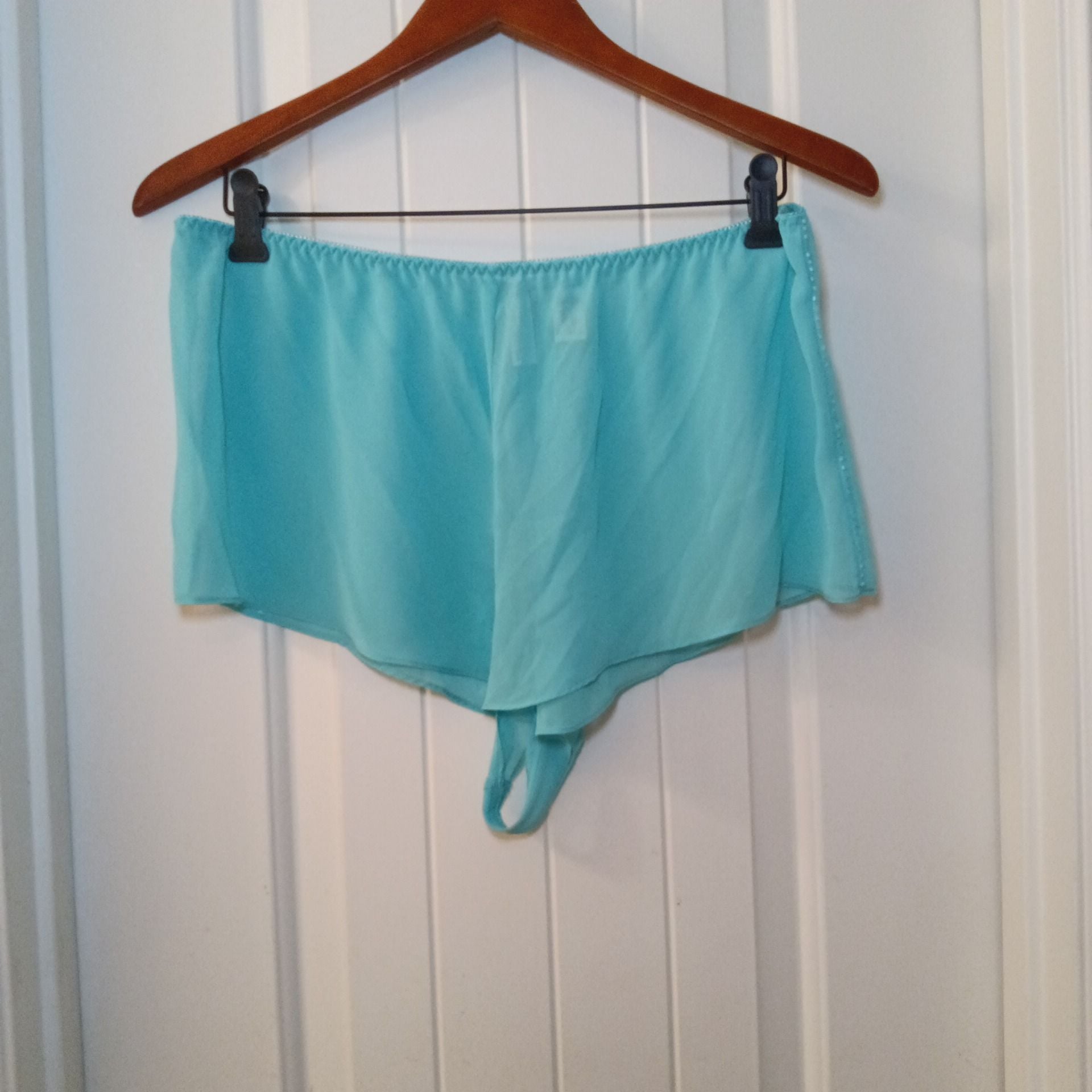 Valerie Stevens Intimates Beaded Cami Size XL and Short Size L 7