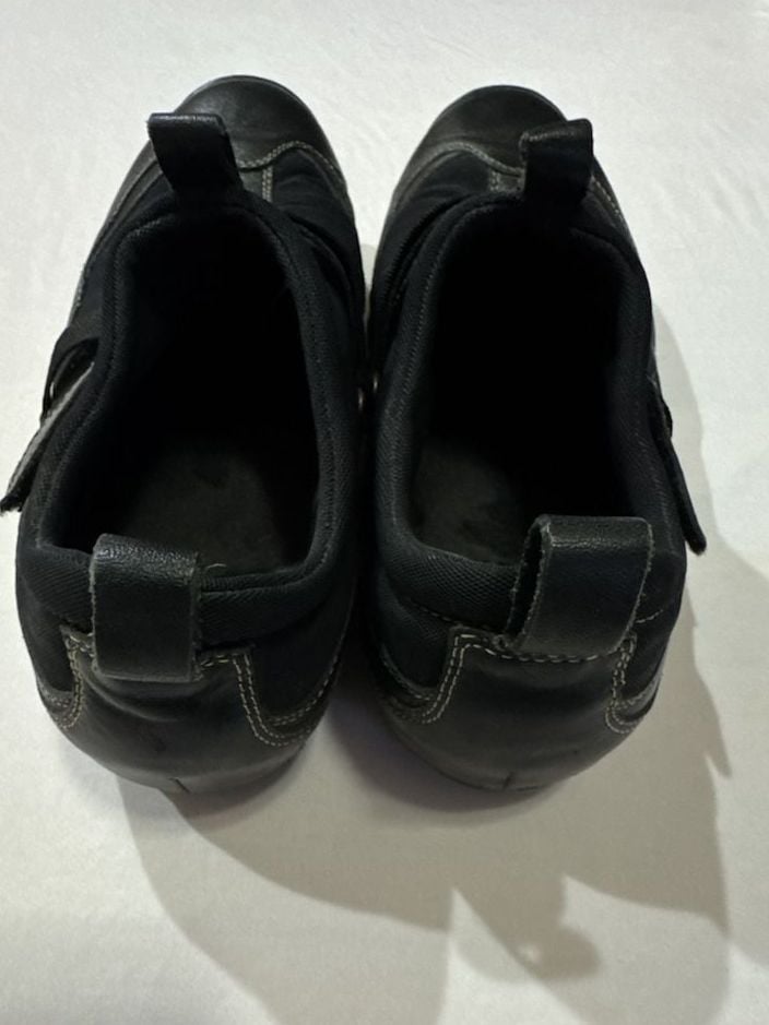 VS Tuff Black Leather Slip-On Casual Shoes
S1 4