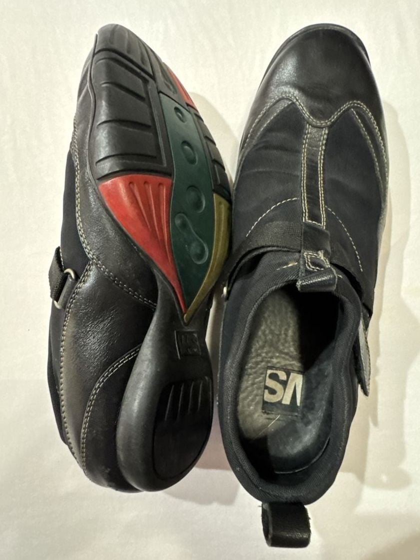 VS Tuff Black Leather Slip-On Casual Shoes
S1 6