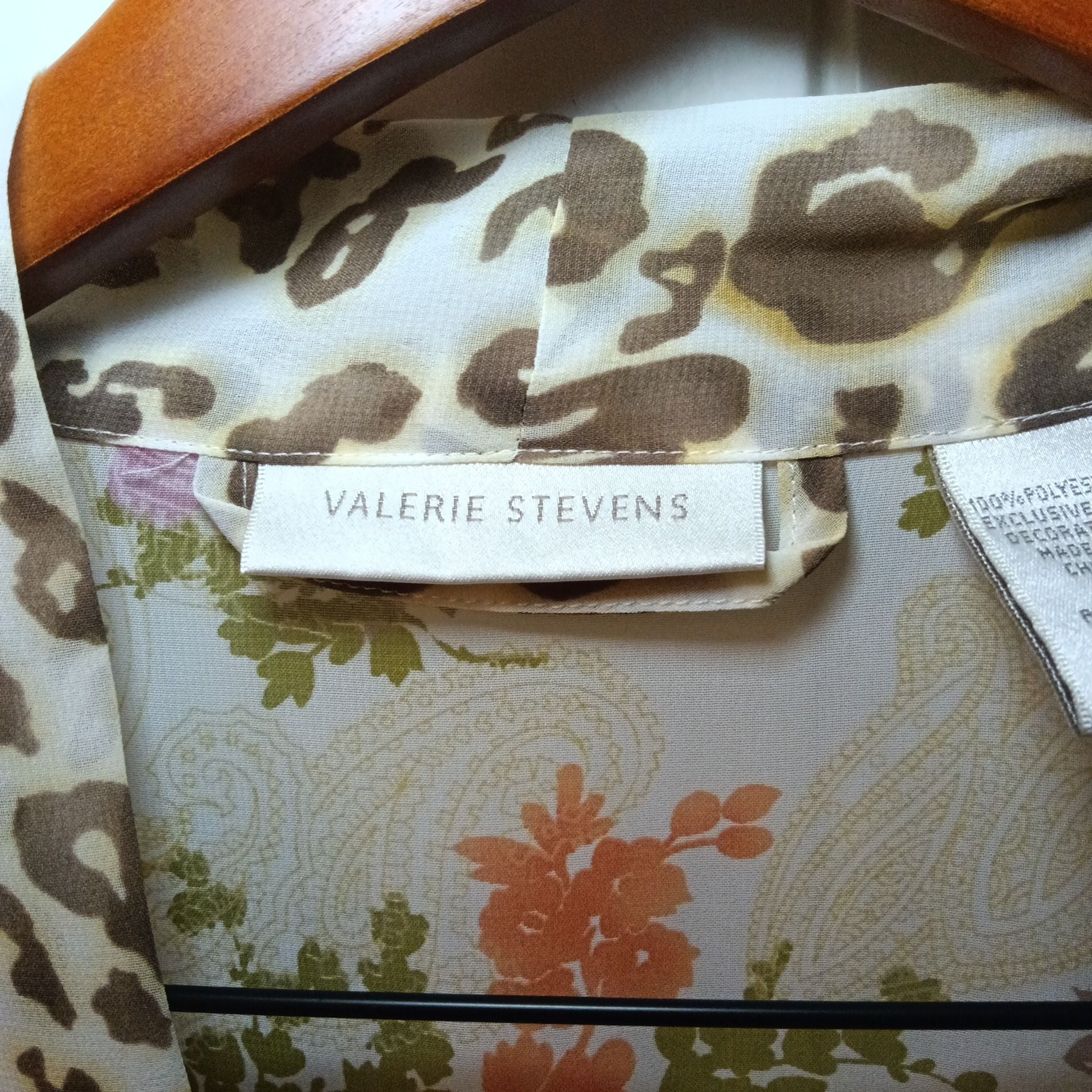 Valerie Stevens Floral Leopard Print Robe Size L 10