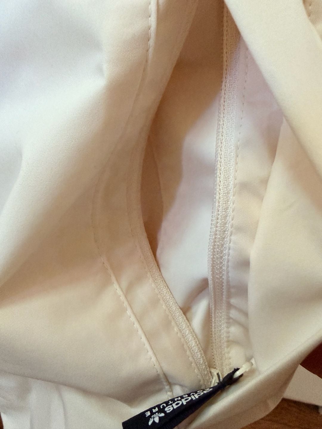 Adidas Adventure Cream Full Zip Women’s Windbreaker Jacket 8
