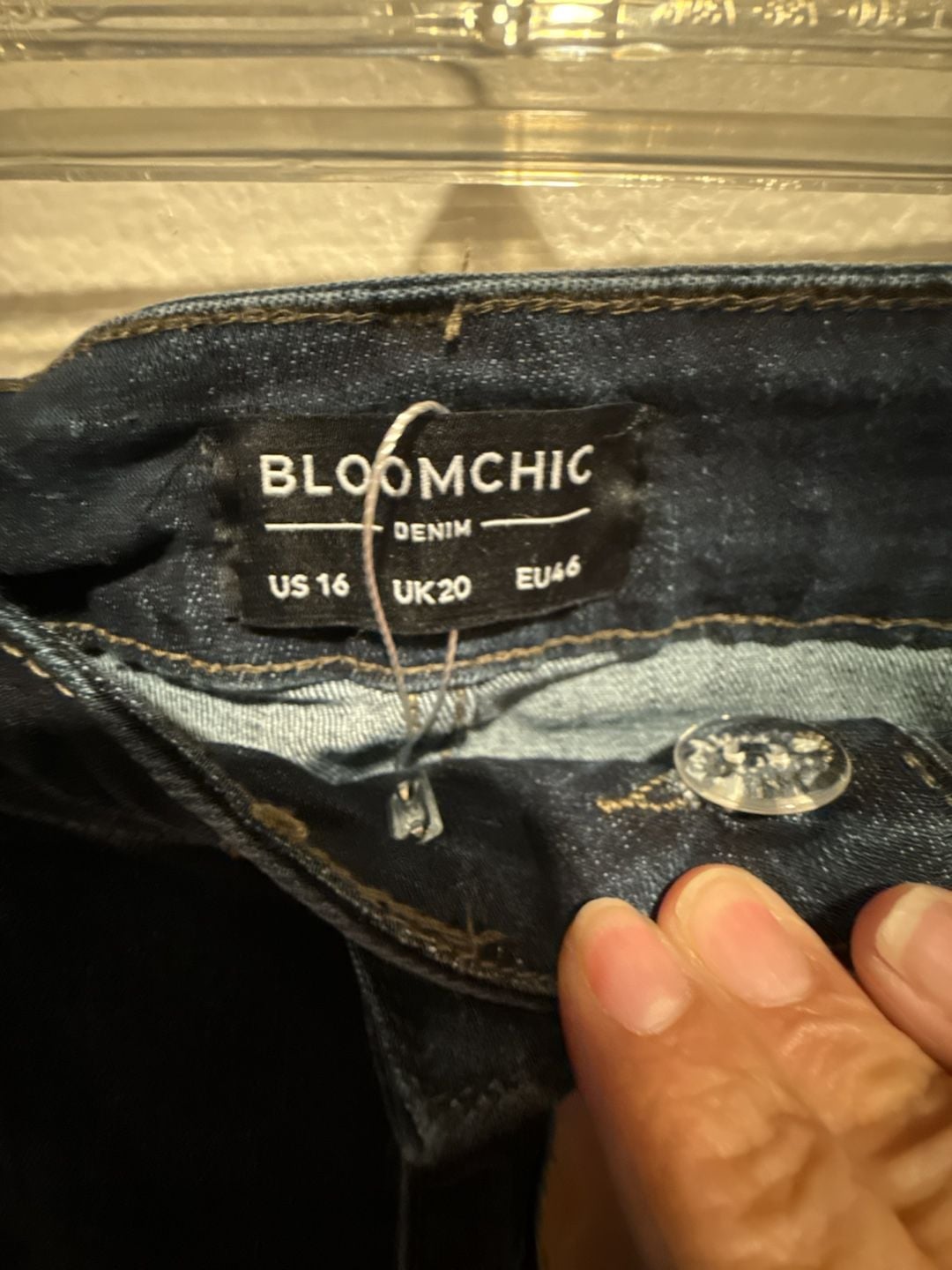 BloomChic Denim High-Waisted Button-Front Jeans Size 16 4