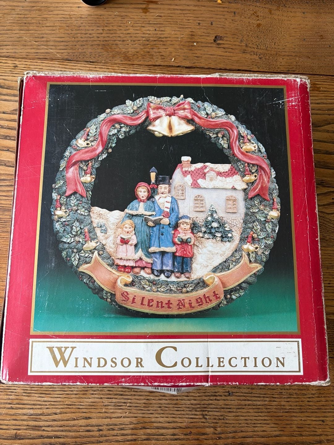 Windsor Collection Silent Night Christmas Wreath Wall Plaque 2