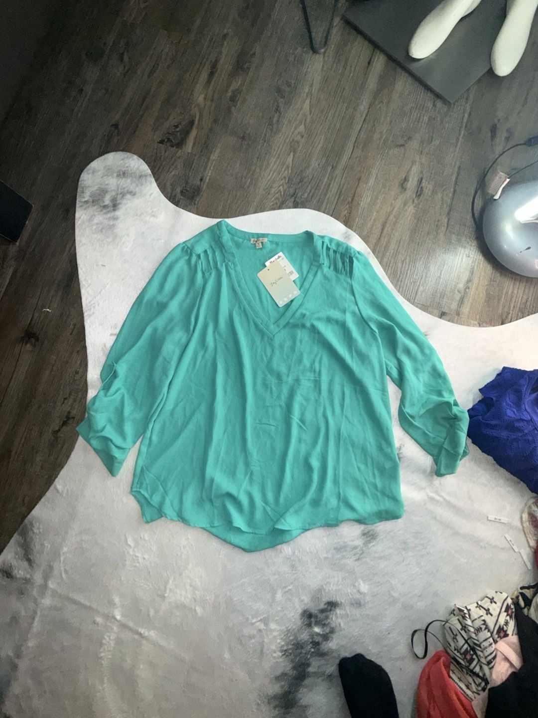 Women’s Blouse Bundle – 5 Tops (XL/Plus Size Mix) 6