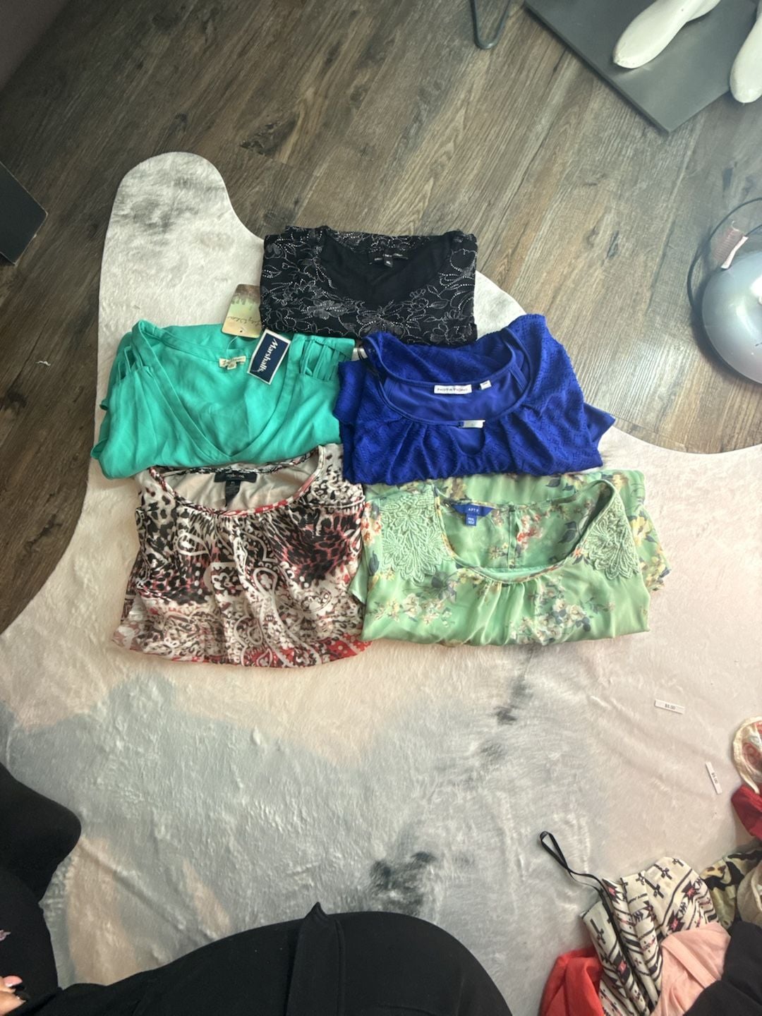 Women’s Blouse Bundle – 5 Tops (XL/Plus Size Mix) 14