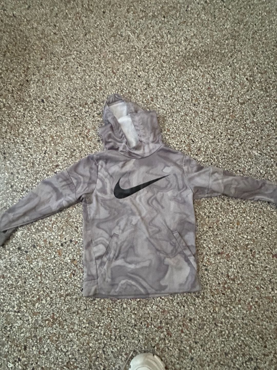 Nike Therma-FIT Swoosh Performance Hoodie Gray Marble Print 3