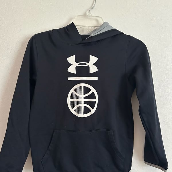 Under Armour Boys Basketball Graphic Hoodie Black Gray