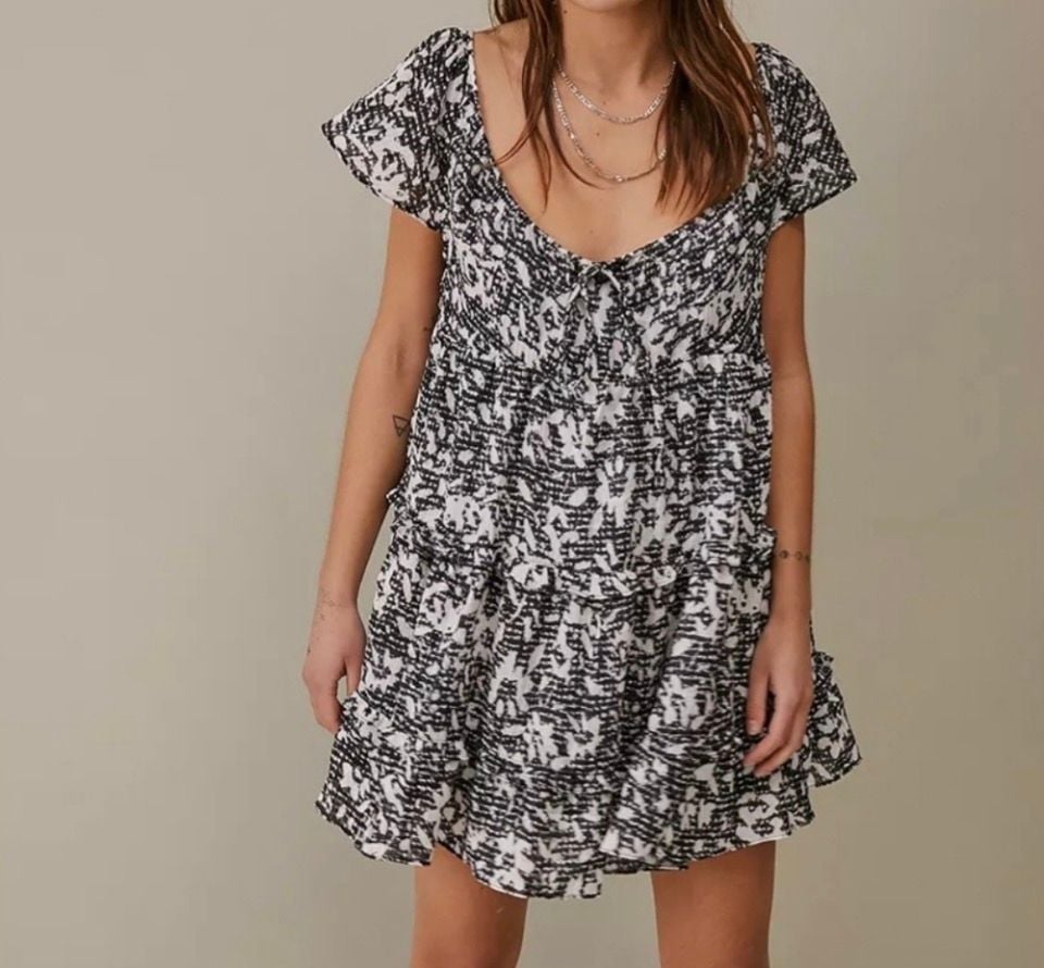 Urban Outfitters Tiered Mini Dress Black and White Print Size S-P super cute summer dress 8
