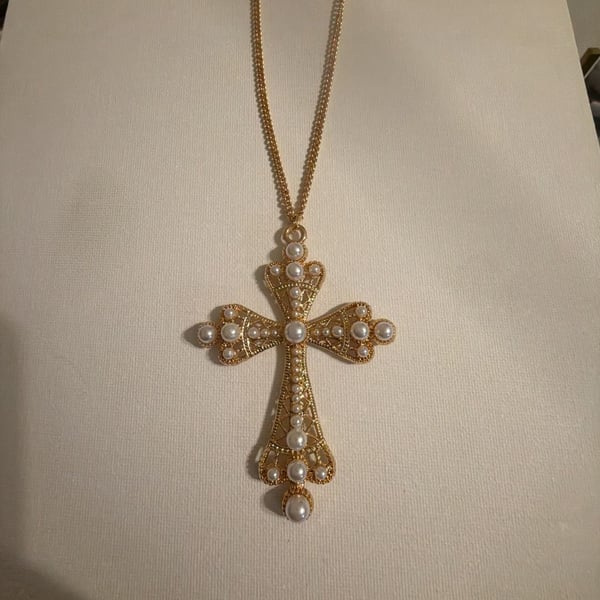 Vintage Gold Tone Filigree 3.5 “ inch Cross Pendant Necklace with Faux Pearls , 22 inch chain with extender