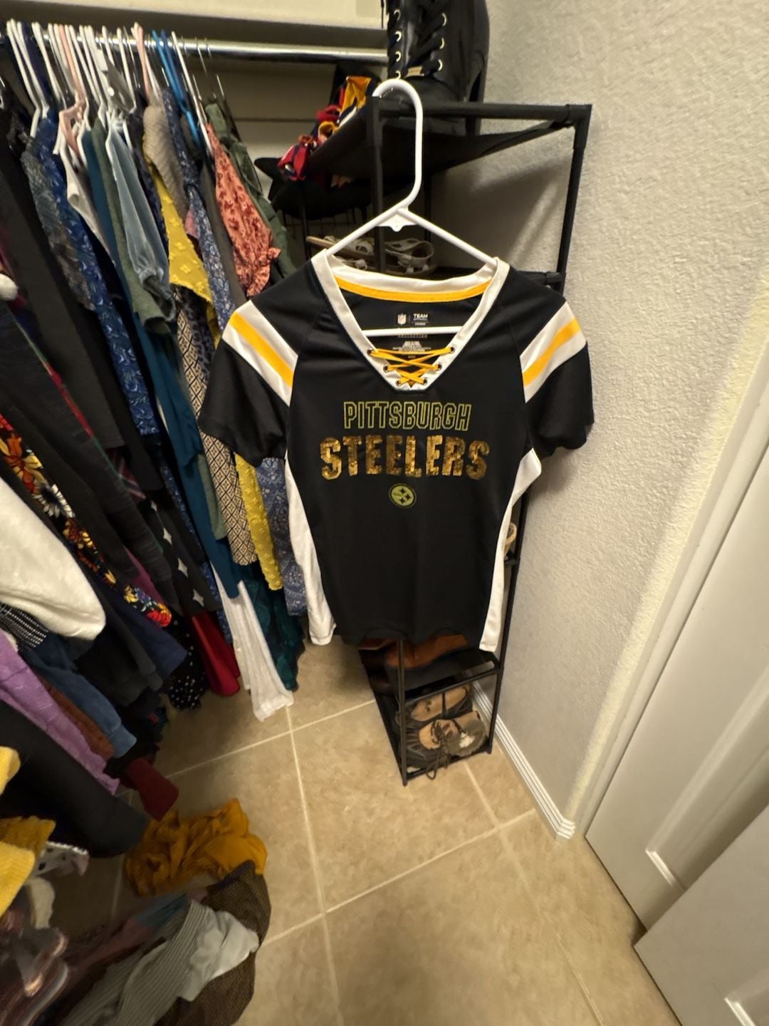 NFL Pittsburgh Steelers Women's Lace-Up Sequin Jersey Size M 4