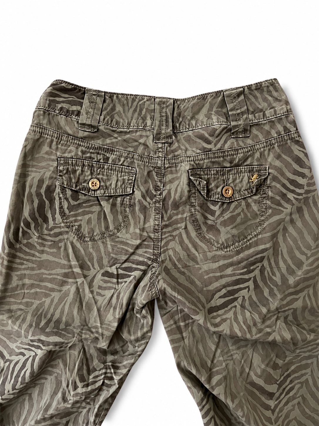 Express Size 0 Olive Zebra Print Cargo Capri Pants 8