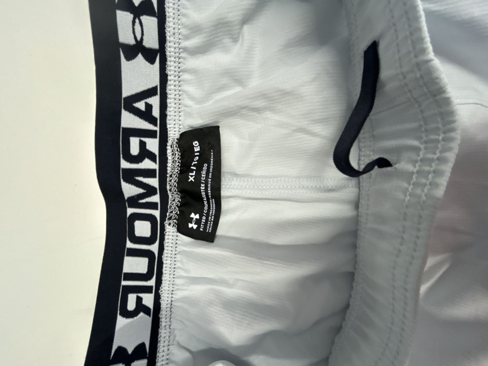 Under Armour Fitted Athletic Shorts Gray Size XL 5