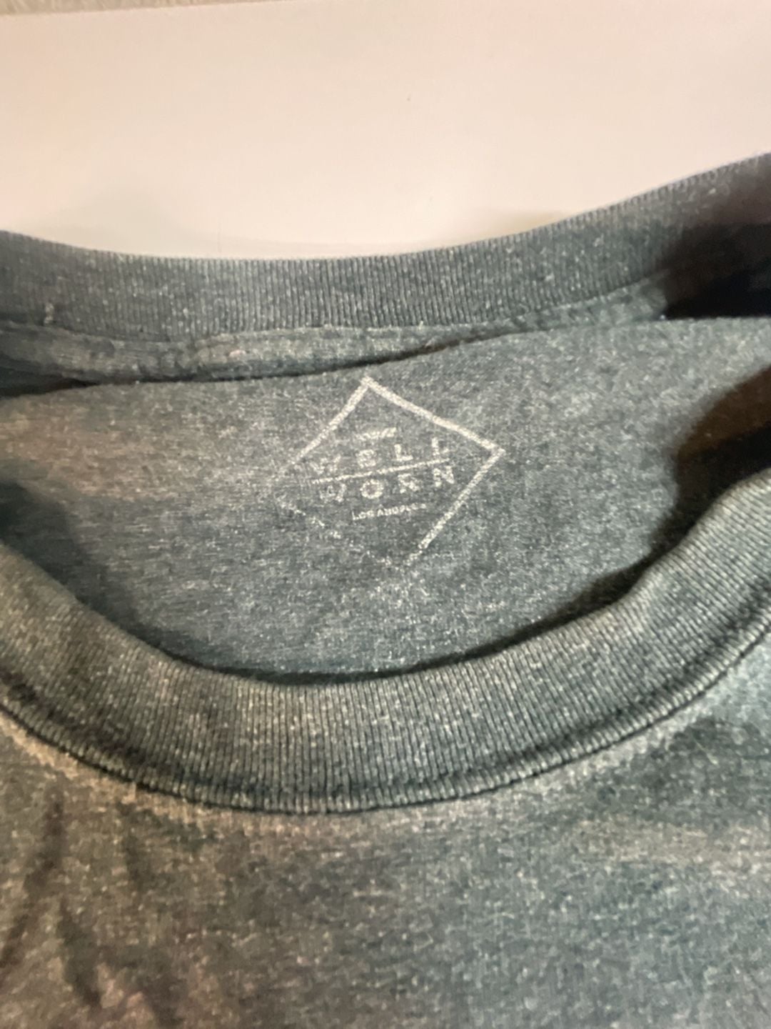 Well Worn Los Angeles Gray Cityscape Star Graphic T-Shirt Size 3XL 3